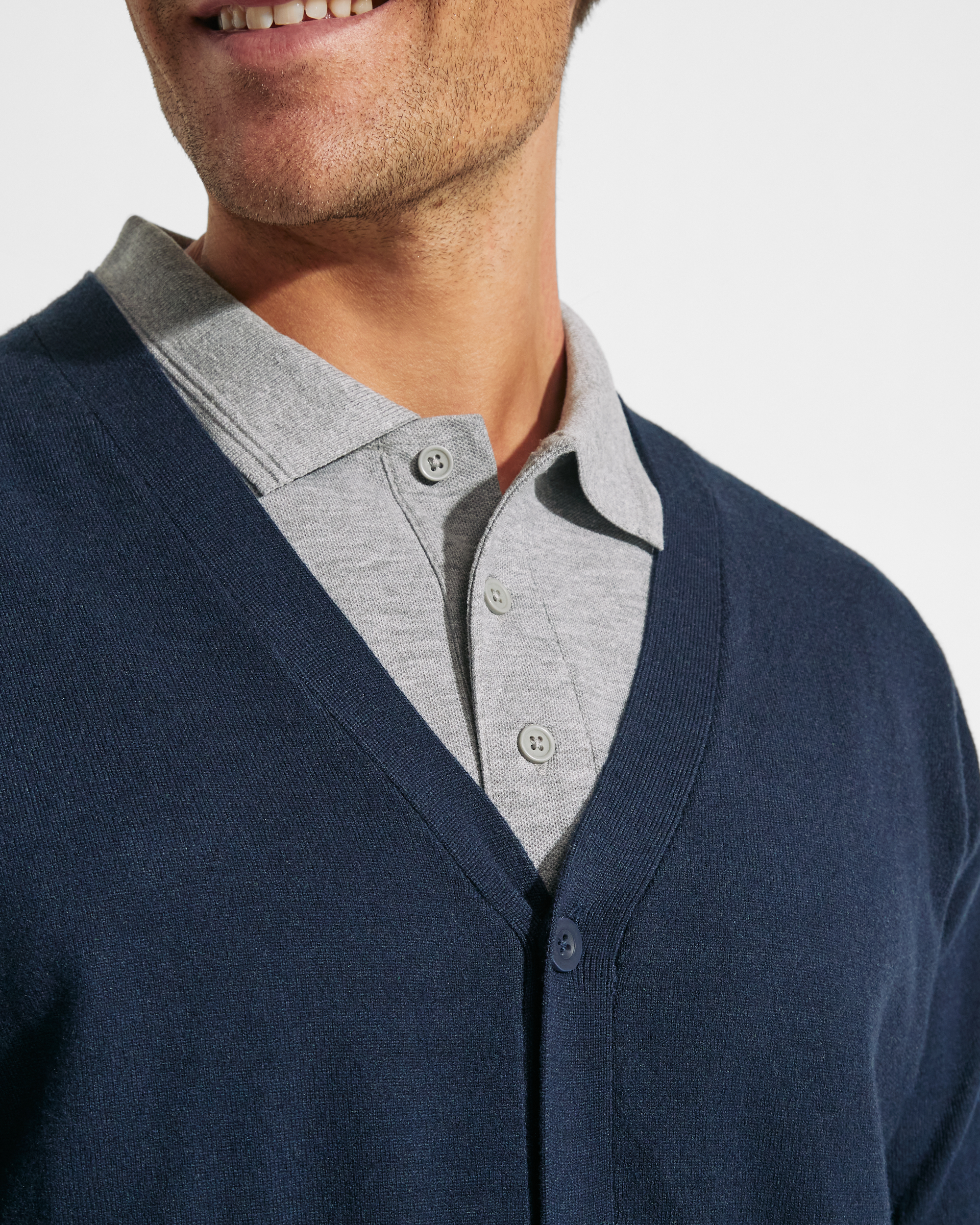 Roly – EXPLORER rebeca cuello pico para hombre tejido en punto suave - Imagen 2